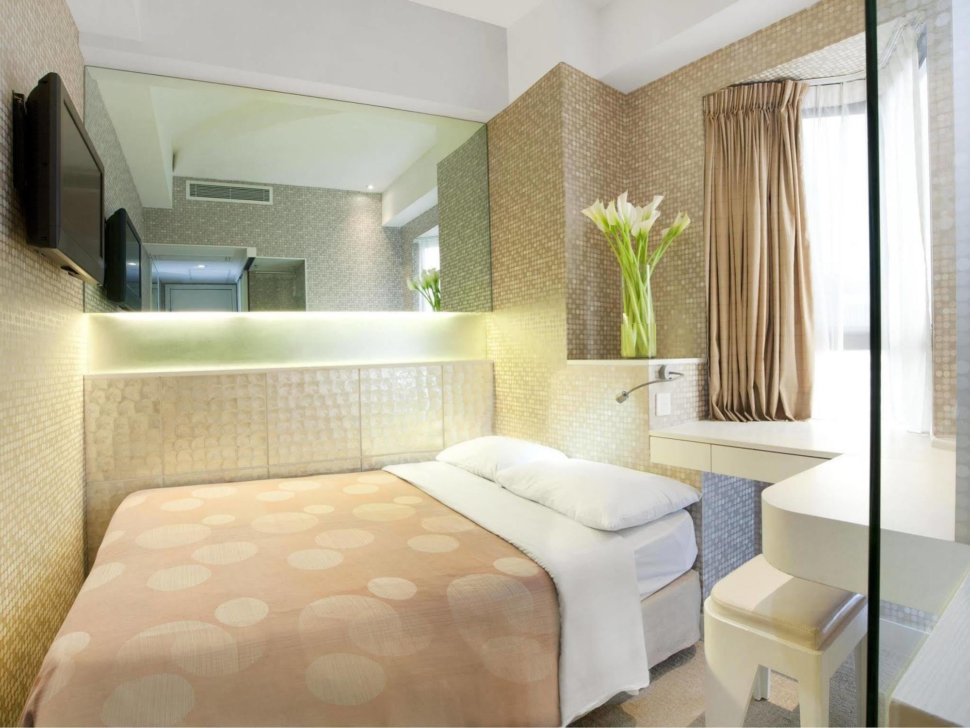 Silka Seaview Hotel Hong Kong Esterno foto